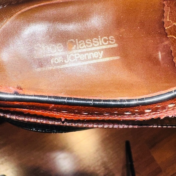 Vintage JC Penney Wing Tip Leather Dress Shoe. main image 9